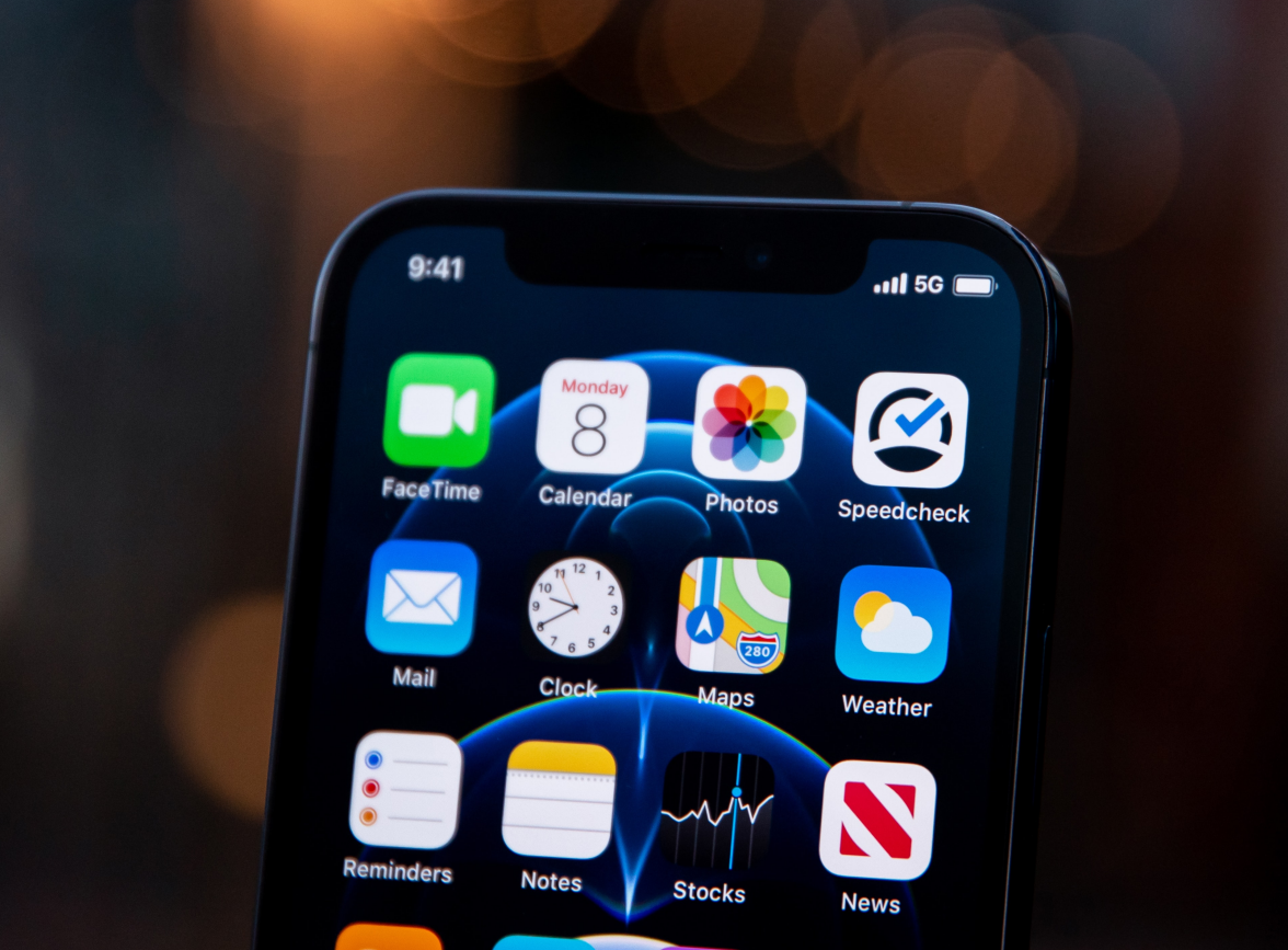 东宁苹果手机维修分享为什么 iPhone 12 在冬季会自动关机 