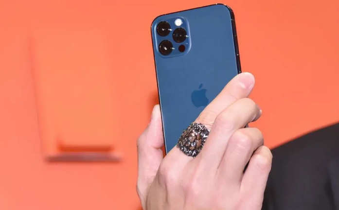 东宁苹果手机维修分享iPhone12系列重启方法教程 
